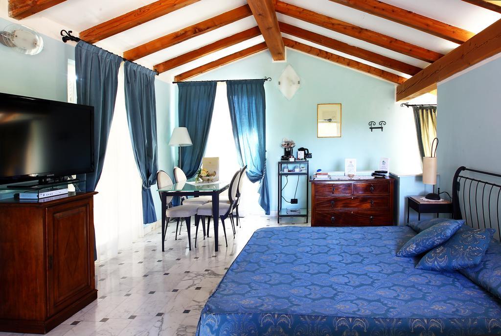 Le Relais