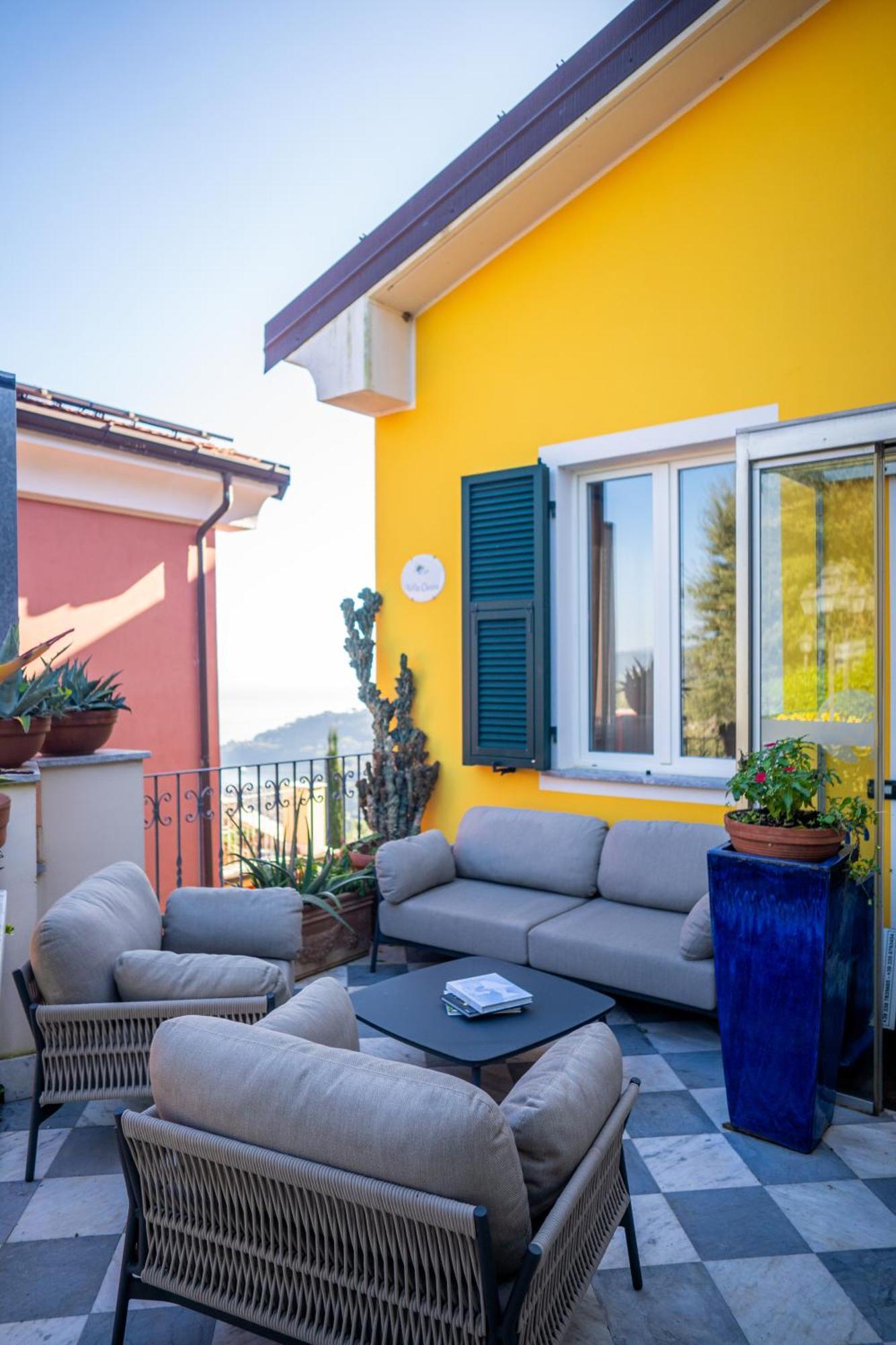 Le Relais Hotel
